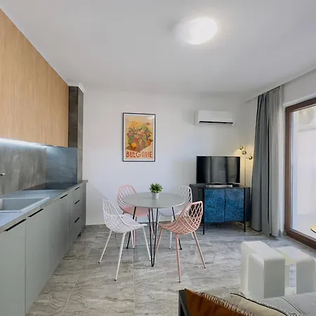 Valencia Gardens - Private - Bsr * ネセバル