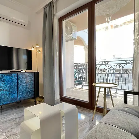 Valencia Gardens - Private - Bsr ネセバル