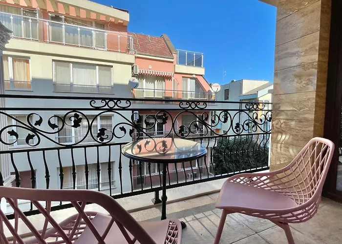 Valencia Gardens - Private - Bsr